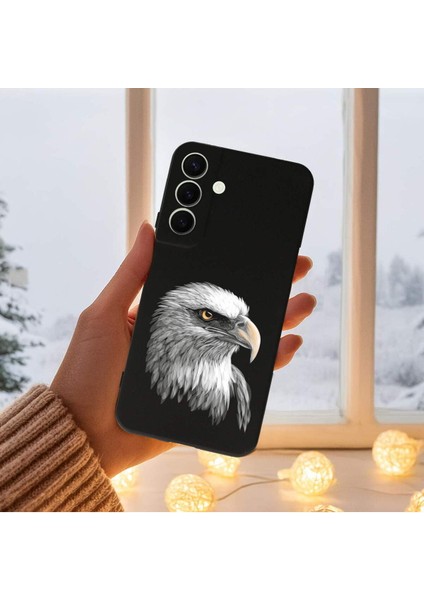 Samsung Galaxy S24 Plus ile Uyumlu Kartal (0214C) Tasarımlı Siyah Lansman Kılıf
