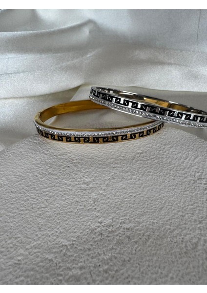 Tasarım Zirkon Taşlı Labirent Desenli Bileklik fırsatları