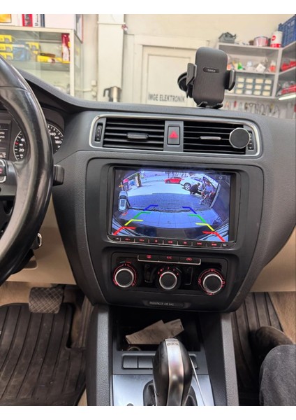 Vw Jetta Orjinal Görünüm Multimedya (2-32GB) modelleri