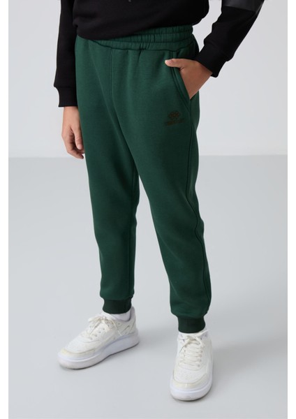 Çam Yeşil Pamuklu Kalın İçi Tüylü Standart Fit Nakışlı Erkek Çocuk Eşofman Alt - 11224