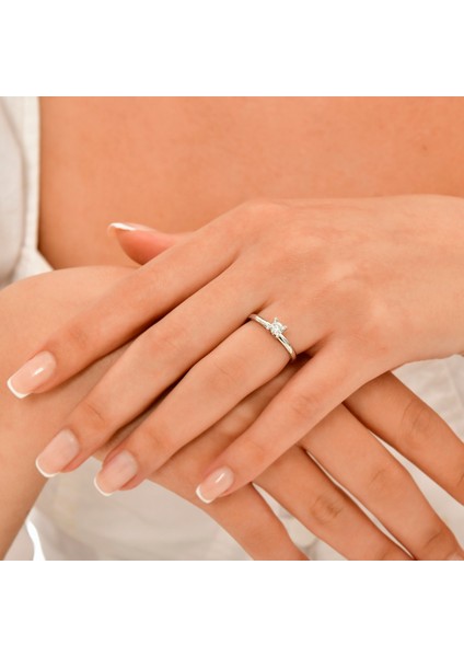 0.81 Karat Pırlanta Tektaş Yüzük modelleri