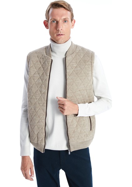 Yeni Sezon Standart Kalıp Dik Yaka Erkek Triko Yelek