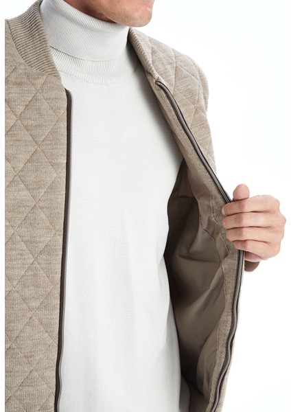 Yeni Sezon Standart Kalıp Dik Yaka Erkek Triko Yelek modelleri