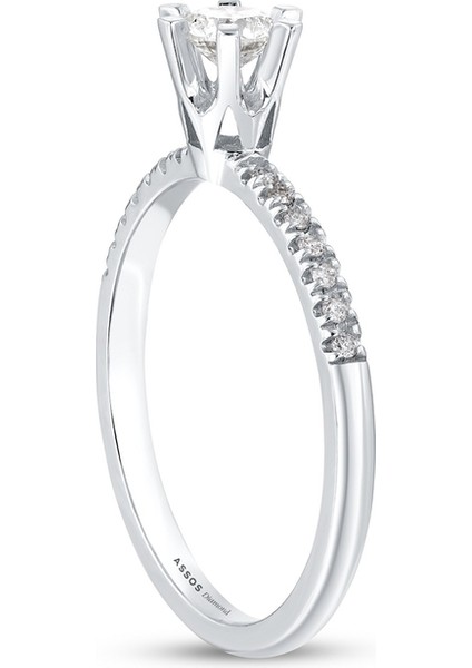 0.18 Karat Pırlanta Tektaş Yüzük