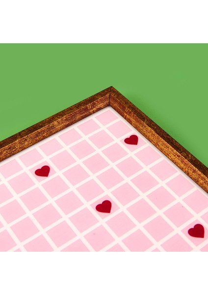 Deco Kırmızı Kalp Dekoratif Desenli Tepsi - Kırmızı / Pembe - 28,5X41 cm fırsatları