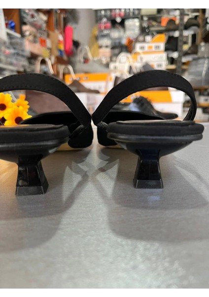 3cm Mini Kadeh Topuk Klasik Sivri Burun 2025 Model Düz Ayakkabı-Rahat-Şık fırsatları