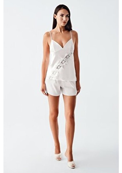 4000 Ekru Renk Saten 6lı Çeyiz Seti Kadın Askılı Tasarım ile Şıklık ve Konfor