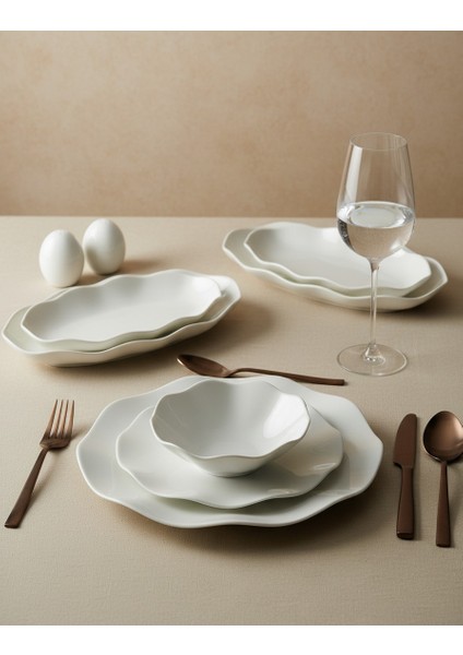 Nesrin 30 Parça Sade Yemek Takımı
