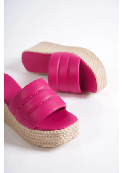 Reına Dolgu Topuklu Ortopedik Taban Hasır Görünümlü Kadın Terlik Ckt - Fuşya indirimleri