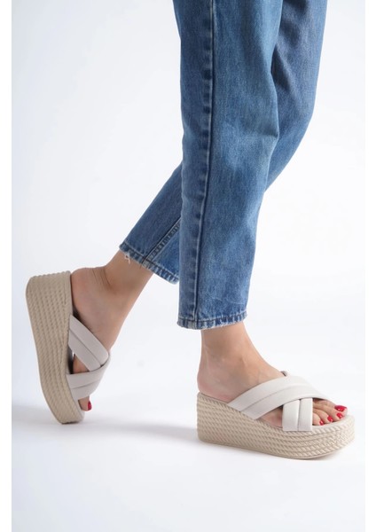 Joymıx Dolgu Topuklu Ortopedik Taban Hasır Görünümlü Kadın Terlik Ckt - Krem fiyatları