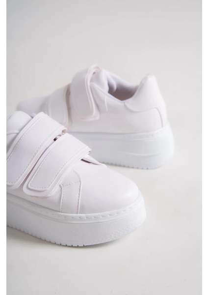 Valencıa Bağcıksız Cırt Cırtlı Ortopedik Taban Kadın Sneaker Spor Ayakkabı Cbt - Beyaz indirimleri