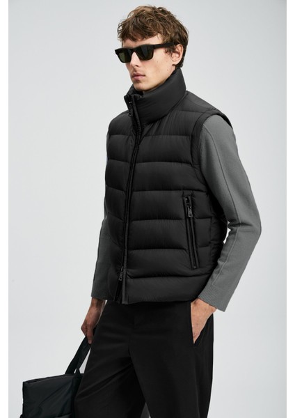 Kapitoneli Regular Fit Dik Yaka Şişme Yelek Erkek Yelek 112130028 indirimleri