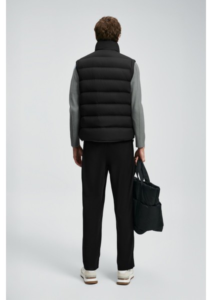 Kapitoneli Regular Fit Dik Yaka Şişme Yelek Erkek Yelek 112130028