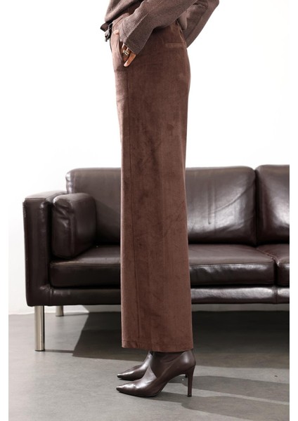 Kahverengi Düz Kesim Süet Pantolon 10850 indirimleri