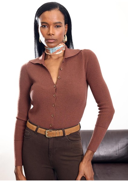 Kahverengi Sekiz Düğmeli Polo Yaka Kazak 251147