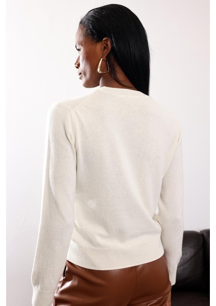 Ekru Bisiklet Yaka Kaşmir Basic Triko indirimleri