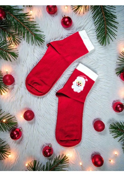 - Yılbaşı Temalı Kadın Çorap – Desenli Özel Tasarım (Hediye Paketli)