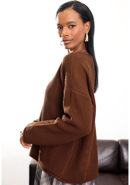 Acı Kahve Sosis Yaka Örgü Kazak indirimleri