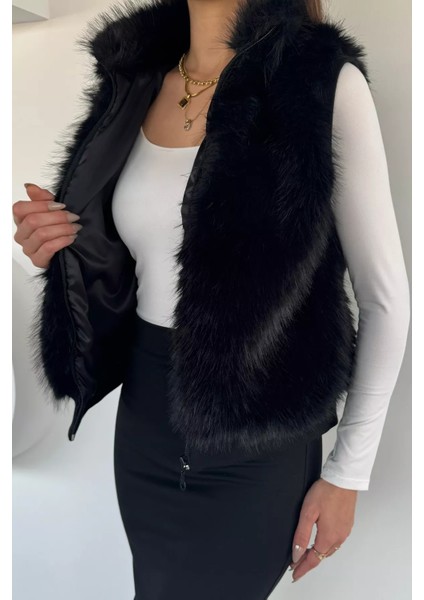 Kadın Iç Astarlı Ön Fermuarlı Peluş Yelek P-00019200