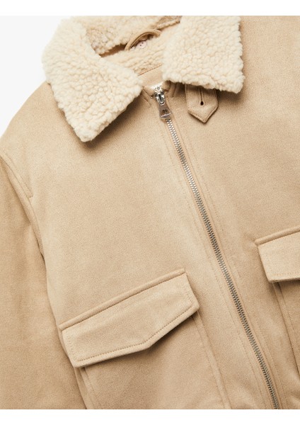 Uzun Kollu Peluş Yaka Cep Detaylı Fermuarlı Bomber Ceket modelleri