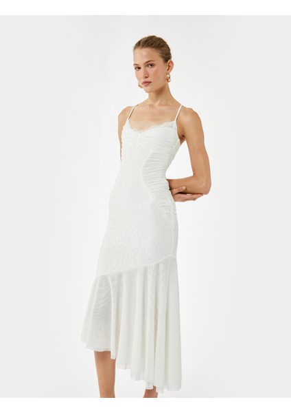 Kalp Yaka Askılı Tüllü Dantelli Asimetrik Abiye Elbise