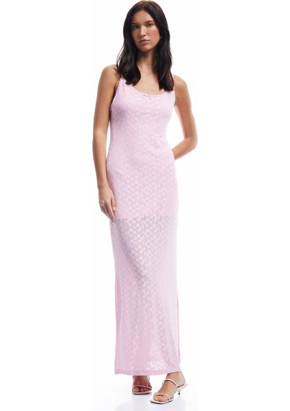 Slim Fit Astarlı Yırtmaç Detaylı Ince Askılı Dantel Elbise