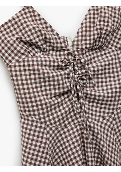 Bağlama Detaylı Askılı Pötikareli A Kesim V Yaka Mini Elbise indirimleri