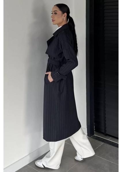 Kadın Iç Astarlı Bel Kuşaklı Çizgi Desenli Trençkot P-00019231 fırsatları