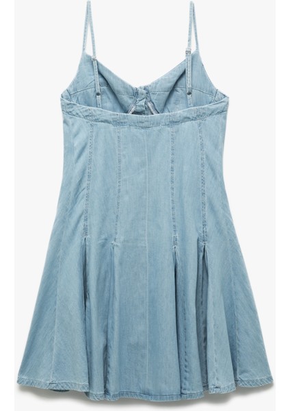 Kalp Yaka Ip Askılı Düğmeli Pileli Mini Denim Elbise fırsatları