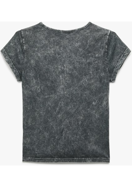 Pamuklu Kısa Kollu Bisiklet Yaka Taşlı Biber Baskılı Tişört fırsatları