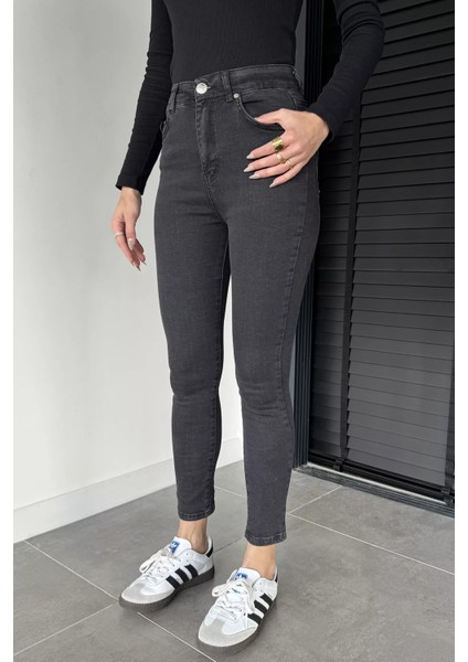 Kadın Dar Paça Yüksek Bel Jeans Pantolon P-00019162 fiyatları
