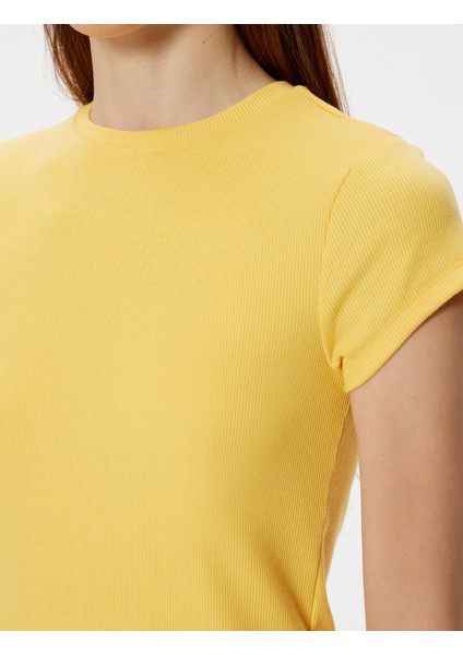 Basic Fitilli Tişört Kısa Kollu Bisiklet Yaka Slim Fit indirimleri