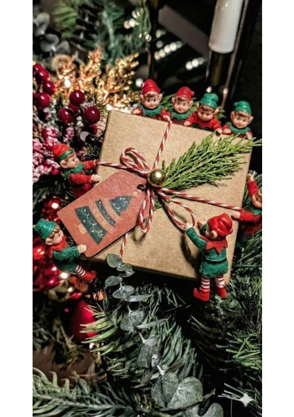 - Yılbaşı Temalı Erkek Çorap – Desenli Özel Tasarım (Hediye Paketli) modelleri