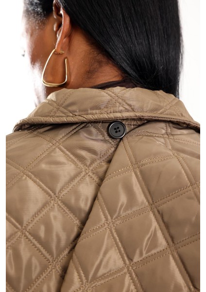 Kahverengi Atkı Detaylı Kapitone Mont 0762