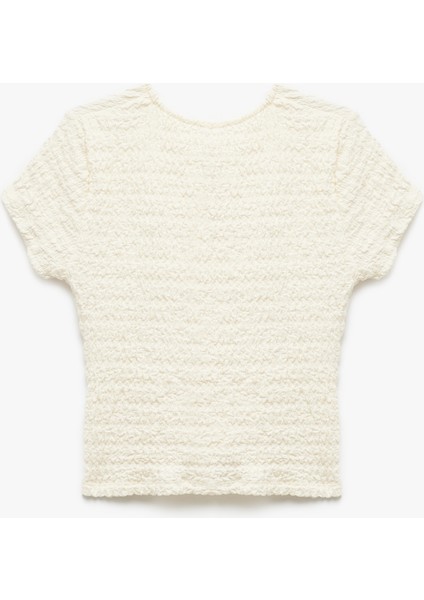 Slim Fit Kısa Kollu Boncuk Detaylı Bürümcük Kumaş Dokulu Tişört fırsatları