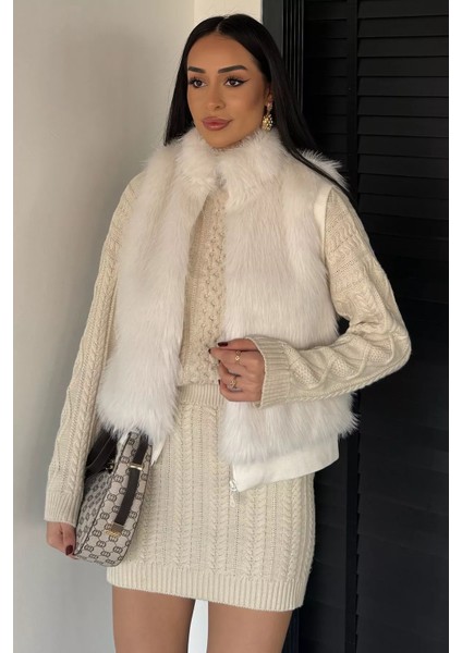 Kadın Iç Astarlı Ön Fermuarlı Peluş Yelek P-00019200 fiyatları