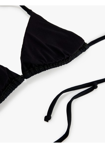 Taş Detaylı Üçgen Bikini Üstü fiyatları