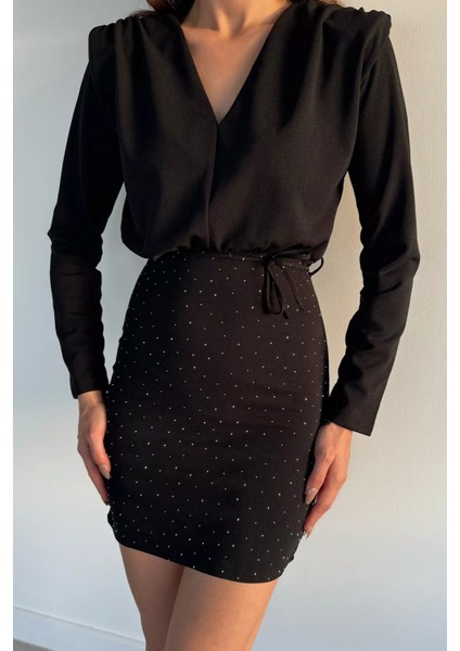 Kadın V Yaka Omuz Vatkalı Taşlı Likralı Elbise P-00019226 indirimleri