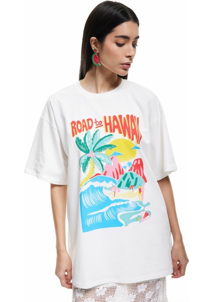 Pamuklu Kısa Kollu Bisiklet Yaka Yaz Temalı Baskılı Oversize Tişört fiyatları