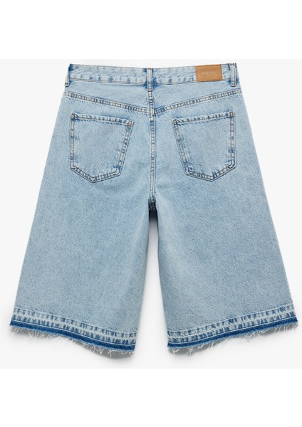 Pamuklu Pis Paça Düğmeli Cepli Denim Bermuda Şort fırsatları