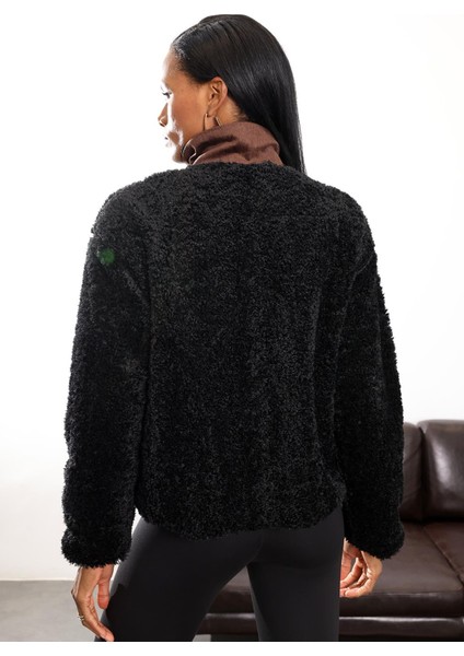 Siyah Kadife Detaylı Peluş Mont indirimleri