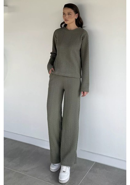 Kendinden Desenli Bluz Pantolon Ikili Takım P-00019205 modelleri