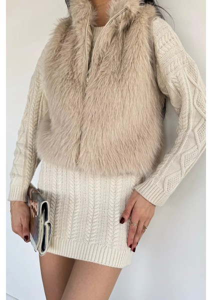 Kadın Iç Astarlı Ön Fermuarlı Peluş Yelek P-00019200