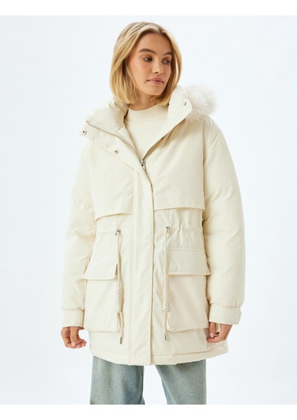 Oversize Mont Suni Kürk Detaylı Kapaklı Cepli modelleri