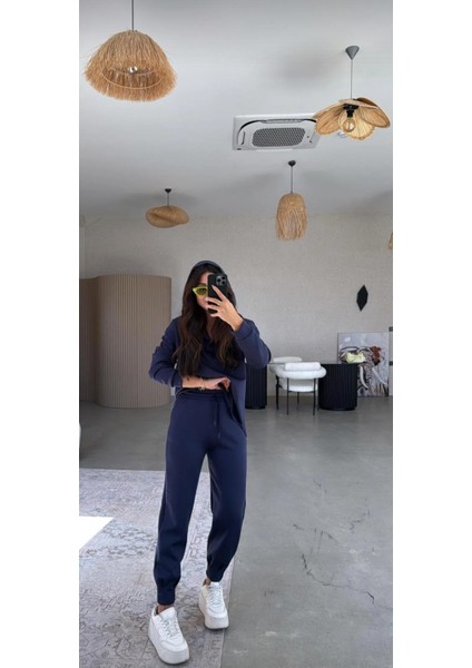 Lacivert Scuba Kapüşonlu Sweat - Paça Pensli Pantolon Takım modelleri