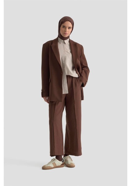 Önü Dikişli Pantolon 25KD1004 Kakao fiyatları