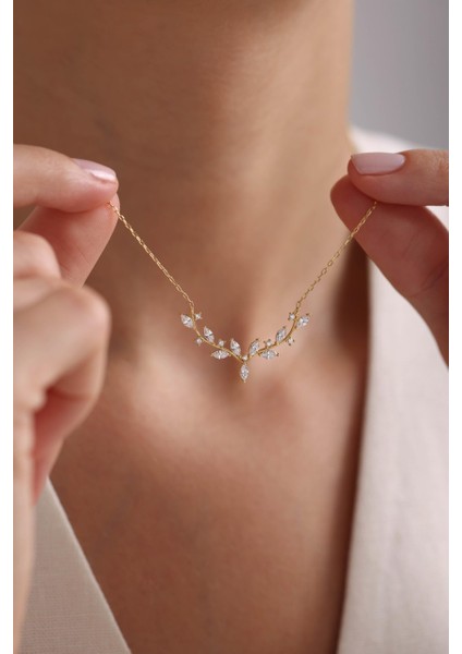 Zirkon Taşlı Dal Form Minimal Kolye