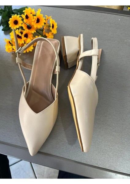 4 cm Kalın Topuk Sivri Burun 2025 Model Arkası Açık Topuklu Ayakkabı Klasik Model Zamansız Şıklık fiyatları