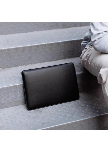 Ultra Ince Zarf 16" MacBook Pro Kılıfı -M5/M4/M3/M2/M1 Uyumlu - Siyah fırsatları