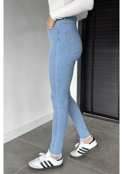 Kadın Yüksek Bel Paça Püsküllü Dar Kesim Jean Kot Pantolon P-00019089 fiyatları